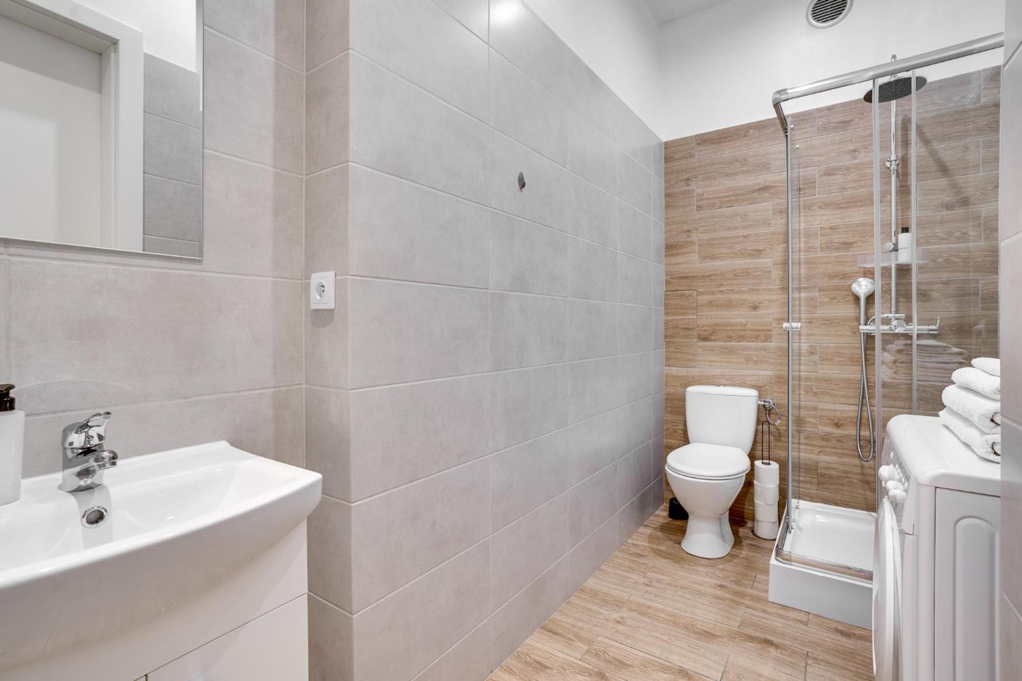 Apartamenty Centrum Dworzec Pkp Self Check-In 24H Katowice Esterno foto
