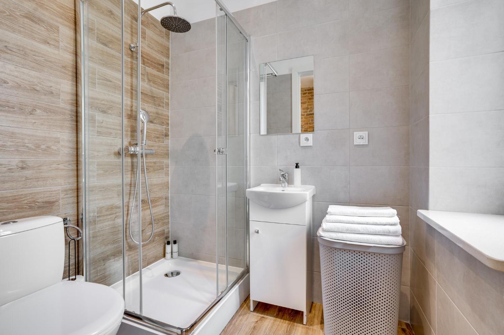 Apartamenty Centrum Dworzec Pkp Self Check-In 24H Katowice Esterno foto
